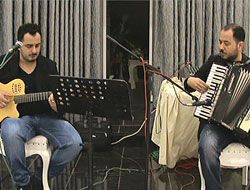 Sundukları müzik ile davetli misafirlerin hoş vakit geçirmelerini sağladılar